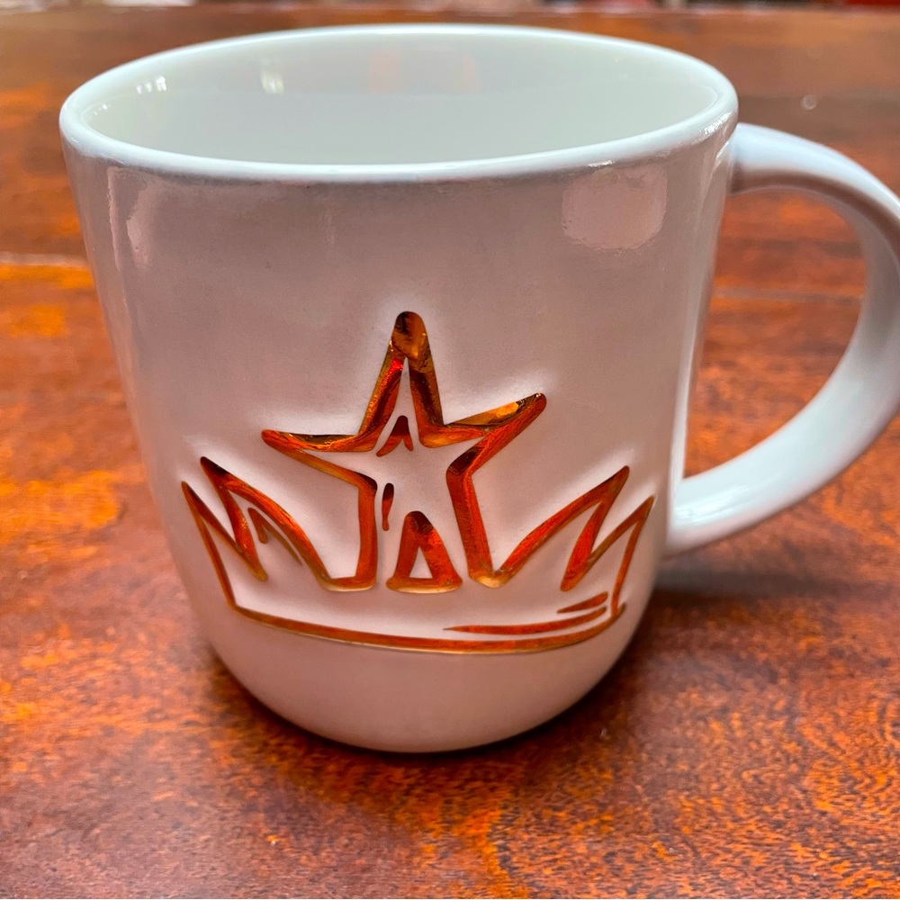 Starbucks Vintage 2016 Anniversary Coffee Mug, White w/ Gold Crown 14oz